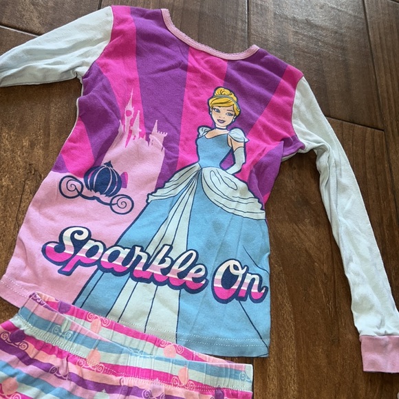Disney Cinderella PJs size 7 girls - Picture 2 of 4
